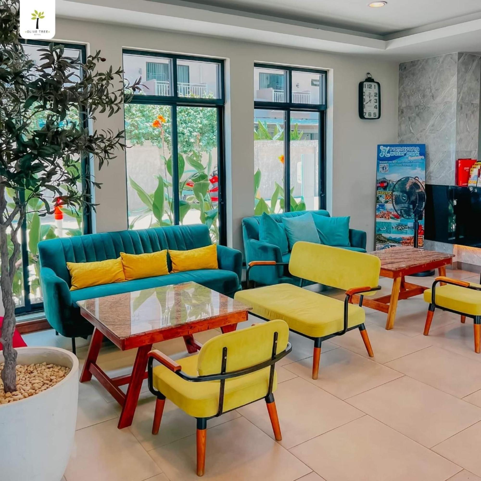 Olive Tree Hotel Pattaya Наджомтьєн Екстер'єр фото