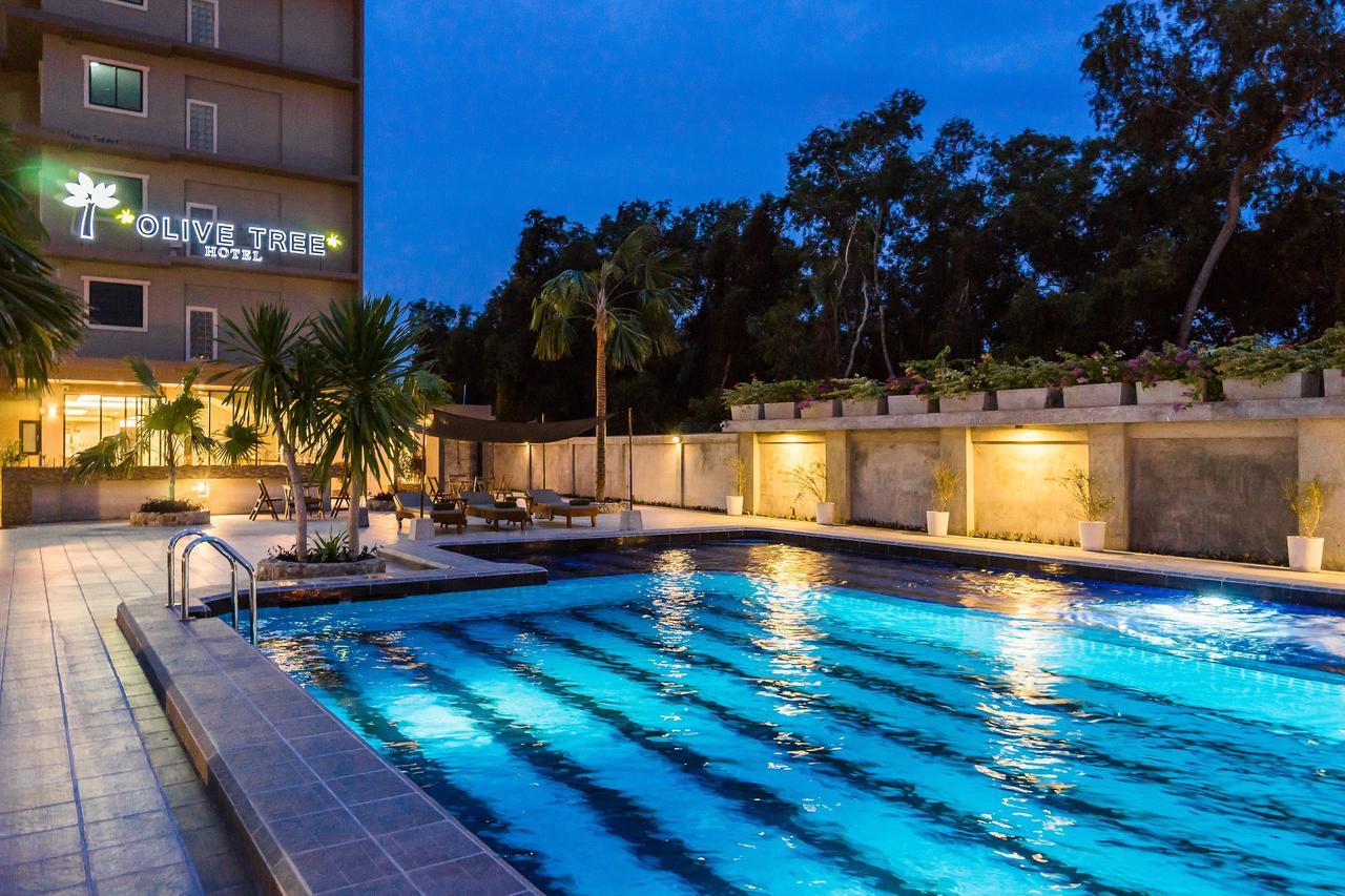 Olive Tree Hotel Pattaya Наджомтьєн Екстер'єр фото