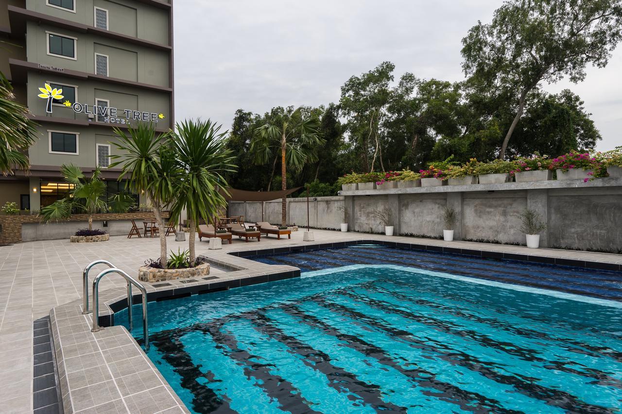 Olive Tree Hotel Pattaya Наджомтьєн Екстер'єр фото
